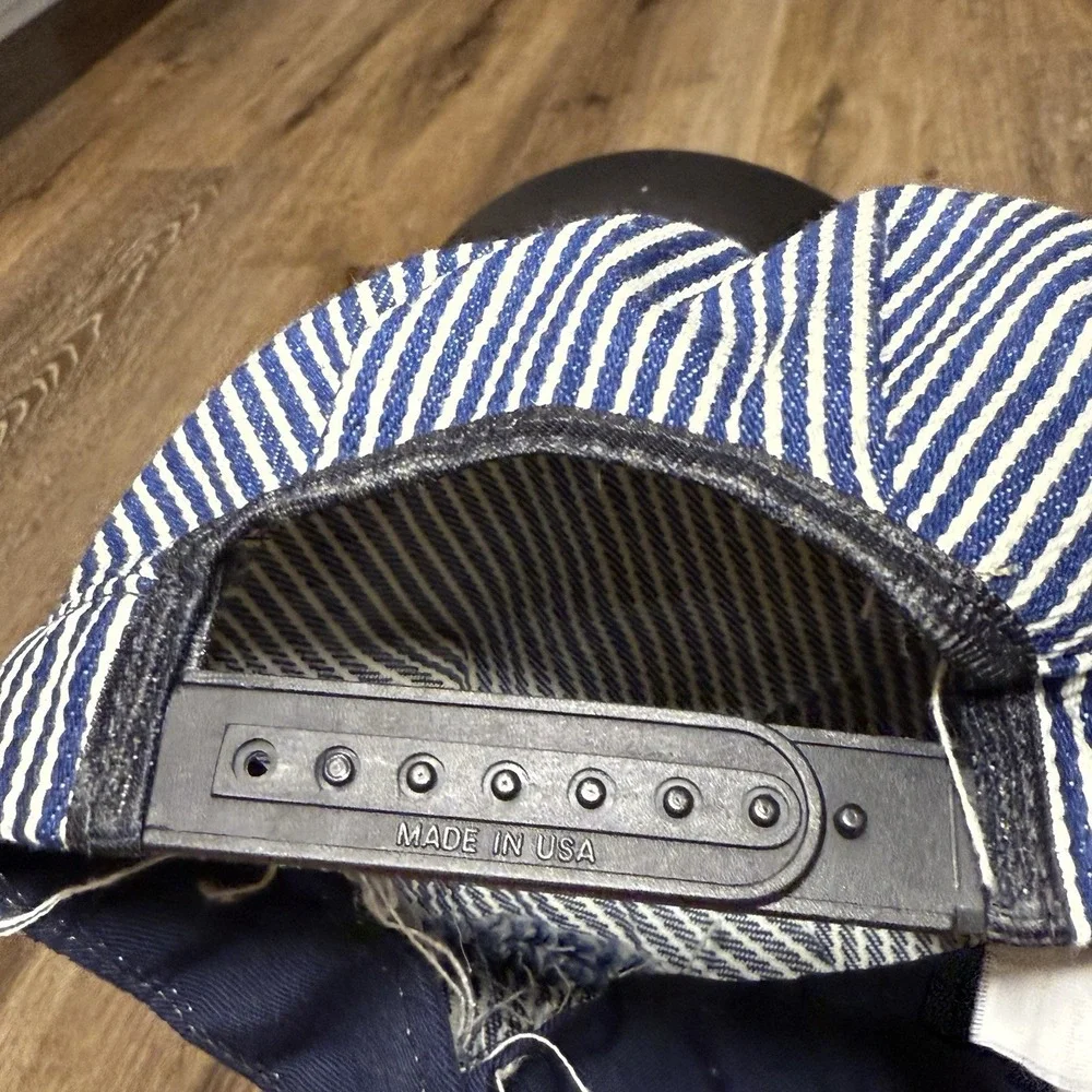 Vintage 80s‎ Chattanooga Tennessee Conductor Snapback Youth Kids Hickory Stripe